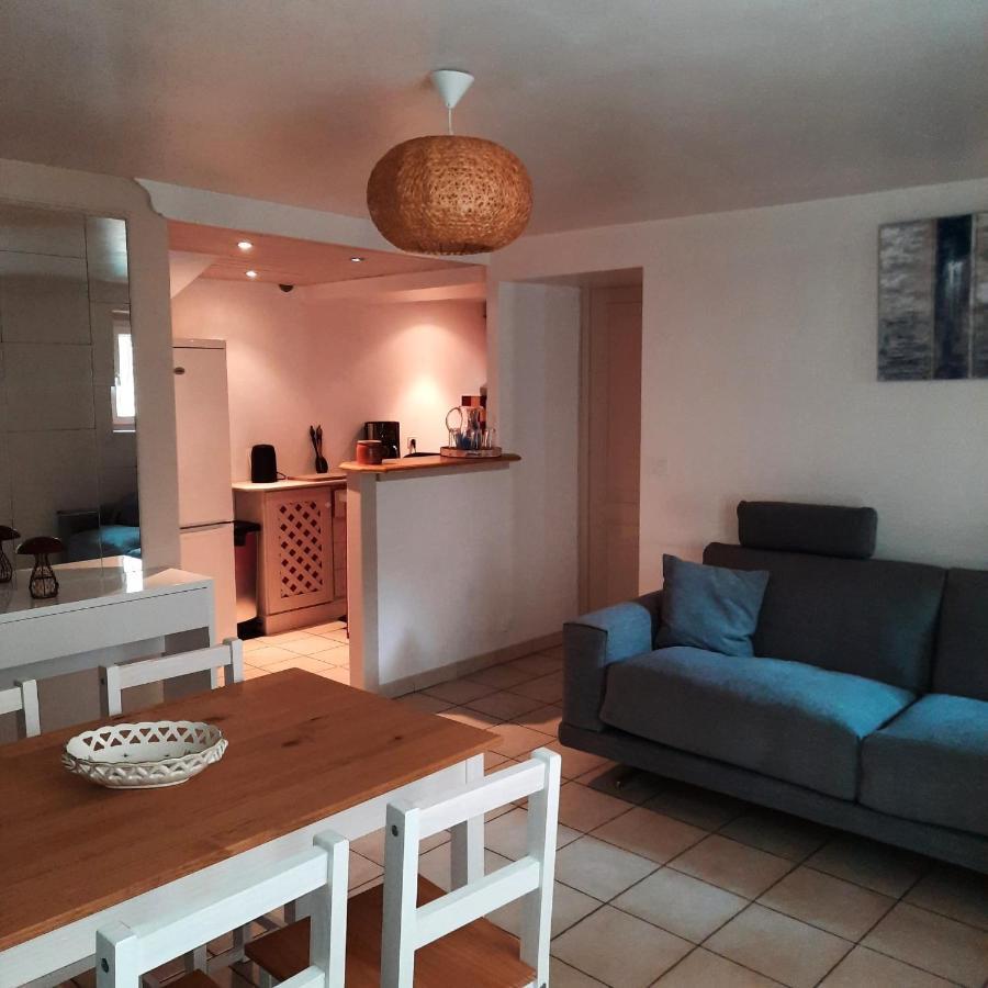 Campaneta Apartment Saint-Martin-de-Brômes Екстериор снимка