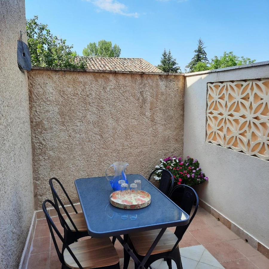 Campaneta Apartment Saint-Martin-de-Brômes Екстериор снимка